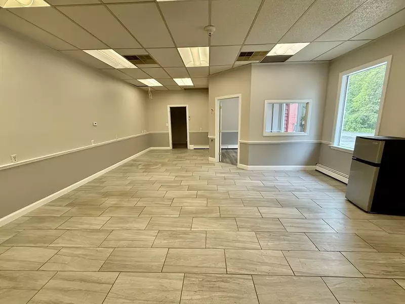 112 Haverhill St #B+C, North Reading, MA 01864