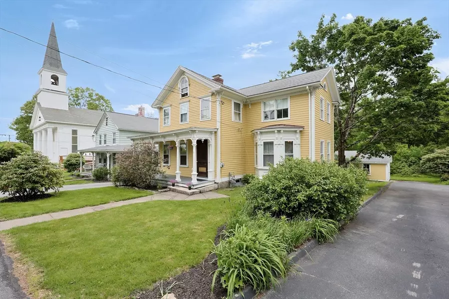 5 South St, Grafton, MA 01519