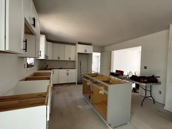 Plaistow, NH 03865,11A Springview Terrace