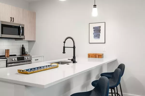 Winthrop, MA 02152,10 Somerset #403