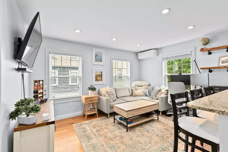 13 Emmet St #1, Boston, MA 02127