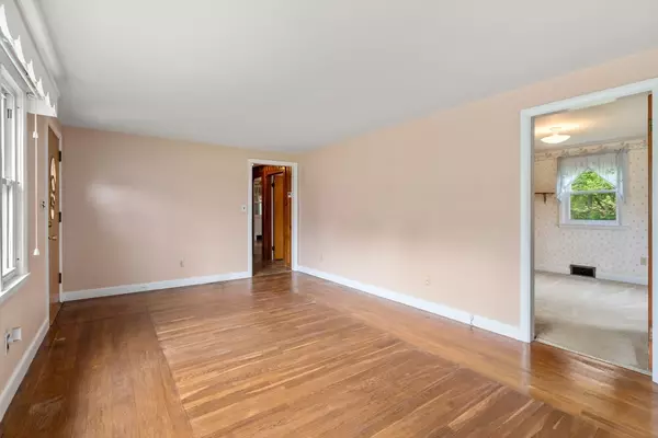 Northbridge, MA 01588,10 Sunset Dr