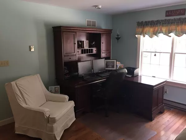 Dartmouth, MA 02747,2000 Fisher Rd