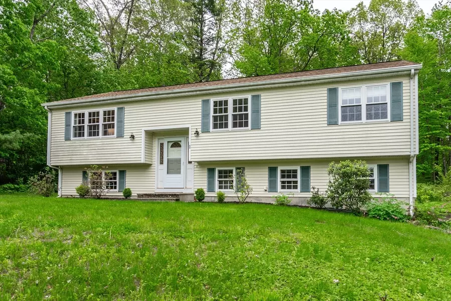 1 Stevens Terrace, Merrimac, MA 01869