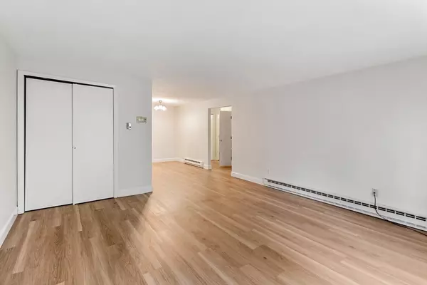 Canton, MA 02021,45 Will Drive #97