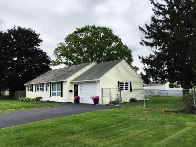 Webster, MA 01570,8 Victory Dr