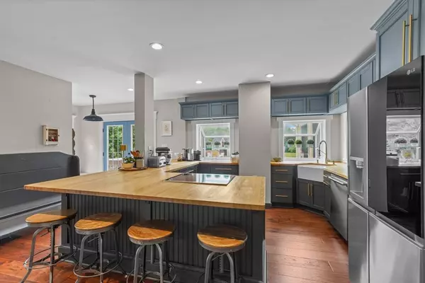Freetown, MA 02717,165 County Rd