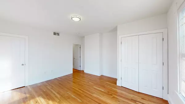 Boston, MA 02125,80 West Cottage #3