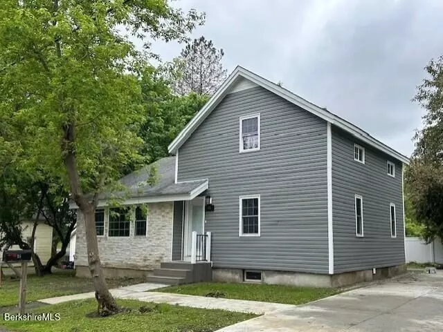 15 Murray Avenue, North Adams, MA 01247