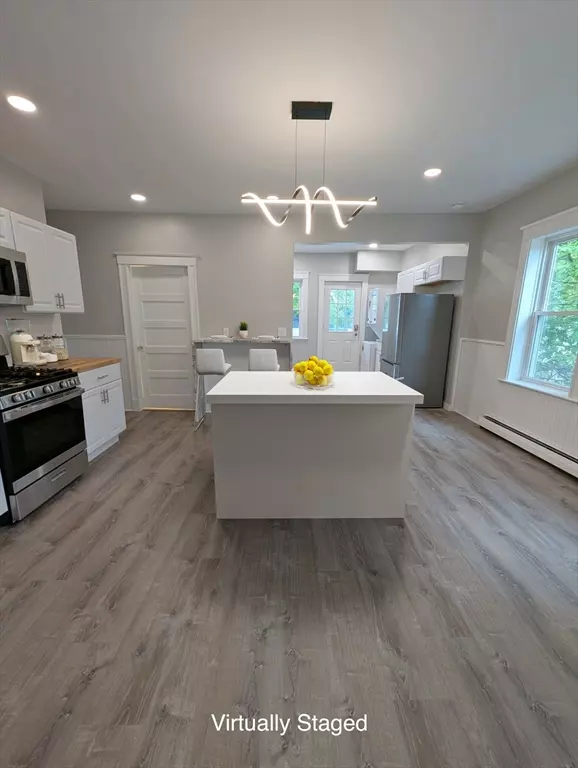 Salem, MA 01970,16 Horton Street