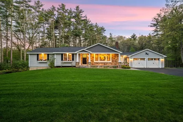 Topsfield, MA 01983,4 Rowley Road