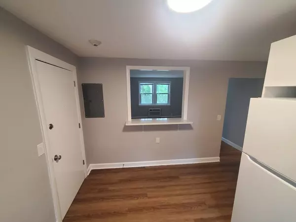 Quincy, MA 02169,433A Sea Street #5