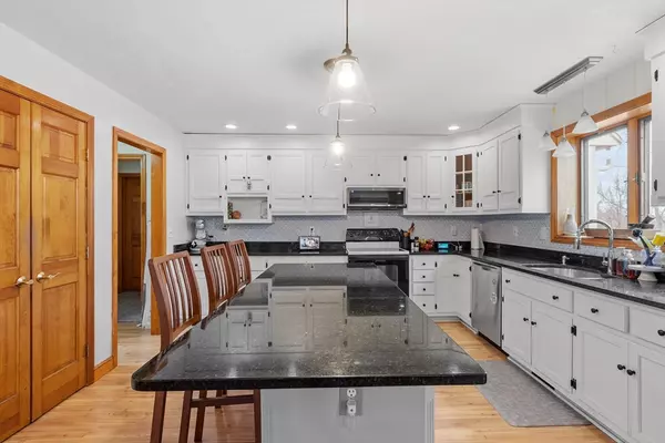 Bolton, MA 01740,76 Woobly Rd