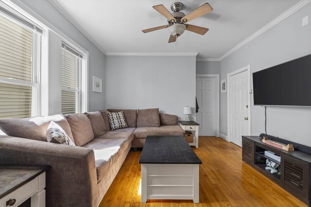 Boston, MA 02127,180 W 8th #1