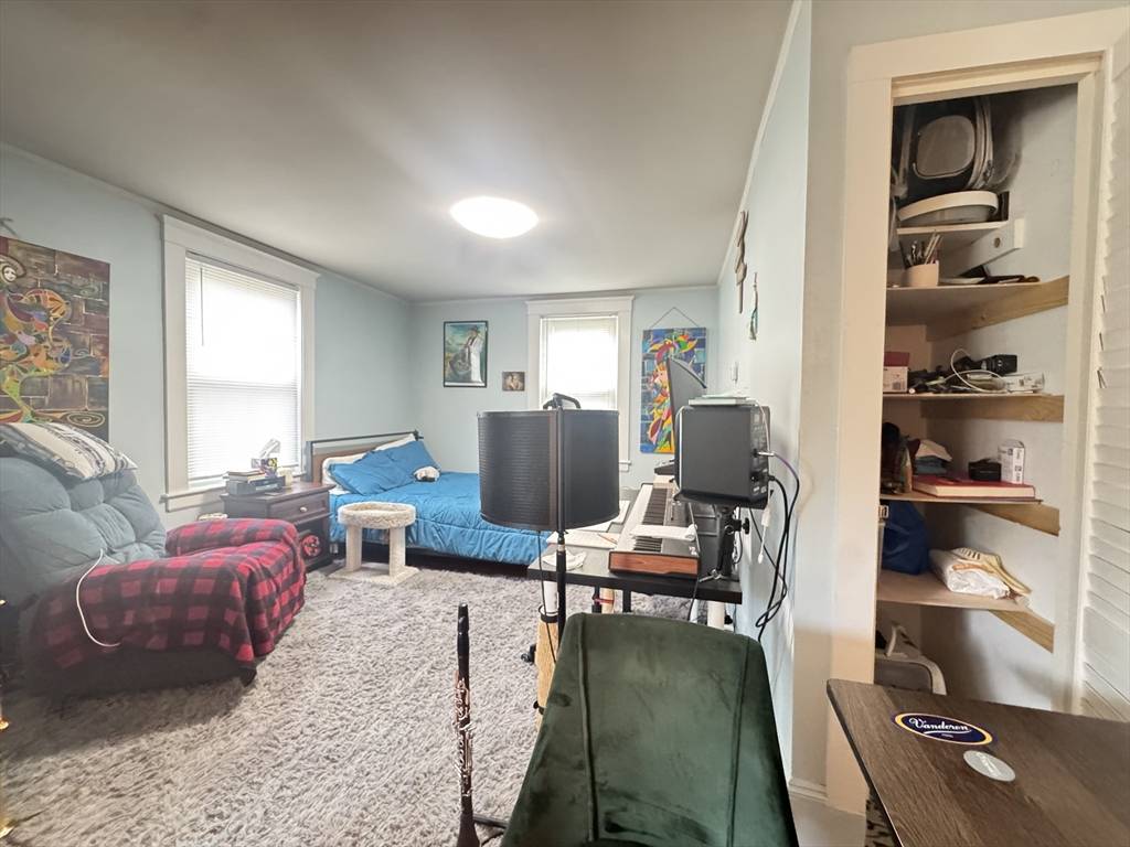 Framingham, MA 01702,24 Shawmut Ter #1