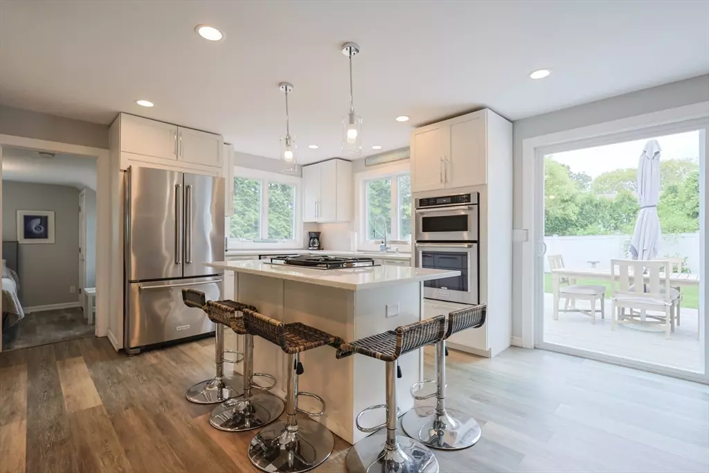 Dennis, MA 02639,5 Birch Hill Rd