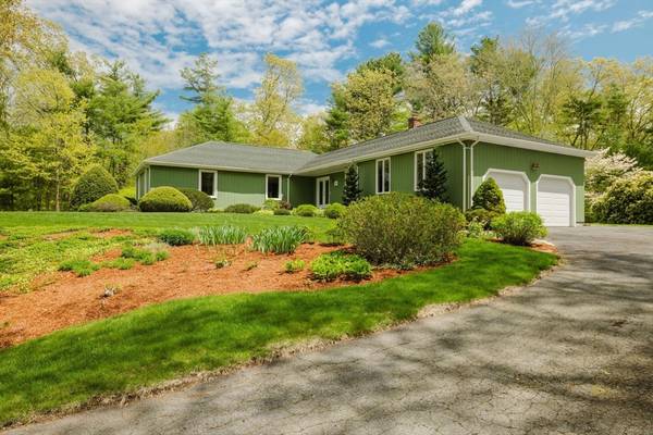 Rehoboth, MA 02769,21 Hickory Ridge Road