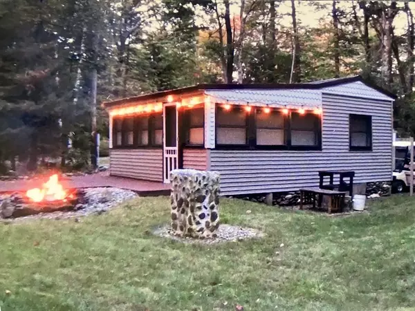 Heath, MA 01346,2 Modoc Drive
