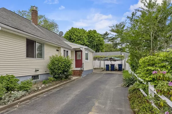 Wareham, MA 02532,76 Choctaw Dr