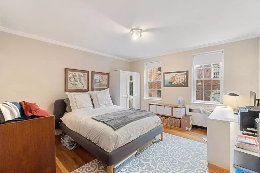 Cambridge, MA 02138,14 Ware St #24