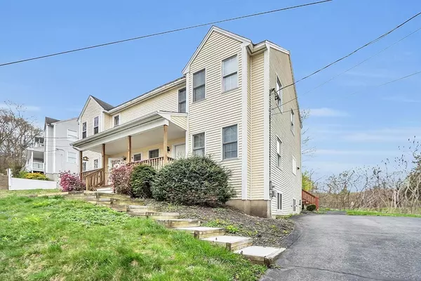 Worcester, MA 01605,2 Wigwam Hill Dr #2