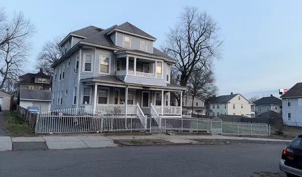 Springfield, MA 01107,37 Eagle St