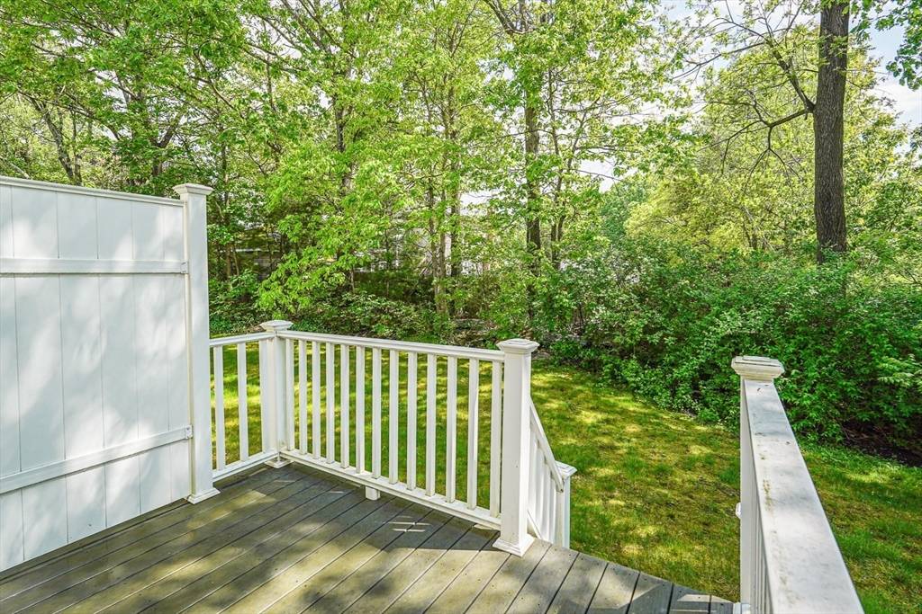Webster, MA 01570,24 Highcrest Park #24