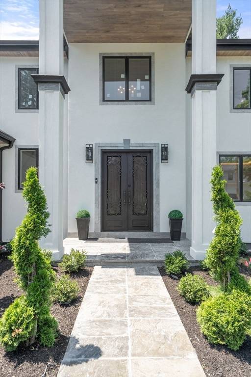 57 Mayflower Road, Needham, MA 02492