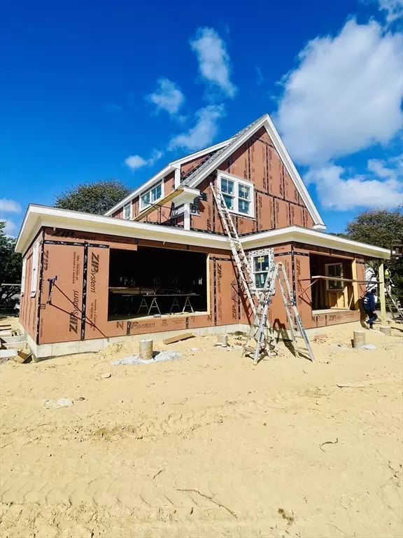 Edgartown, MA 02539,7 Clark Drive