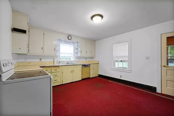 Dartmouth, MA 02747,58 Huntington Ave