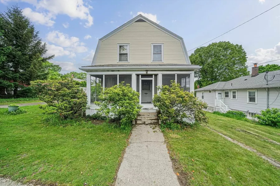 35 Acton St, Quincy, MA 02170
