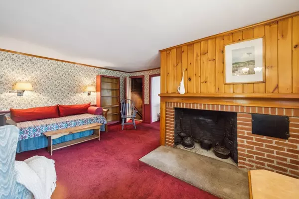 Chelmsford, MA 01863,197-199 Main St