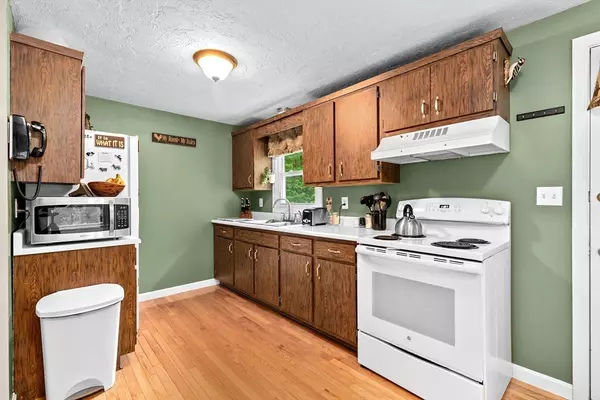 Plymouth, MA 02360,5 Oaken Bucket Ln