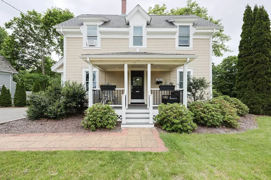 Weymouth, MA 02188,253 Front St