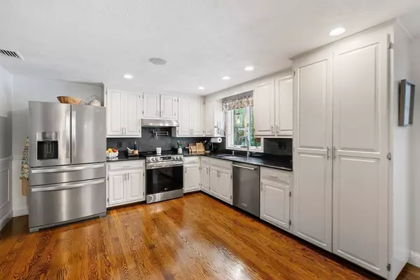 Natick, MA 01760,12 Nancy Road