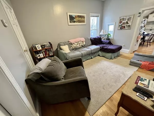 Boston, MA 02125,117 Buttonwood St