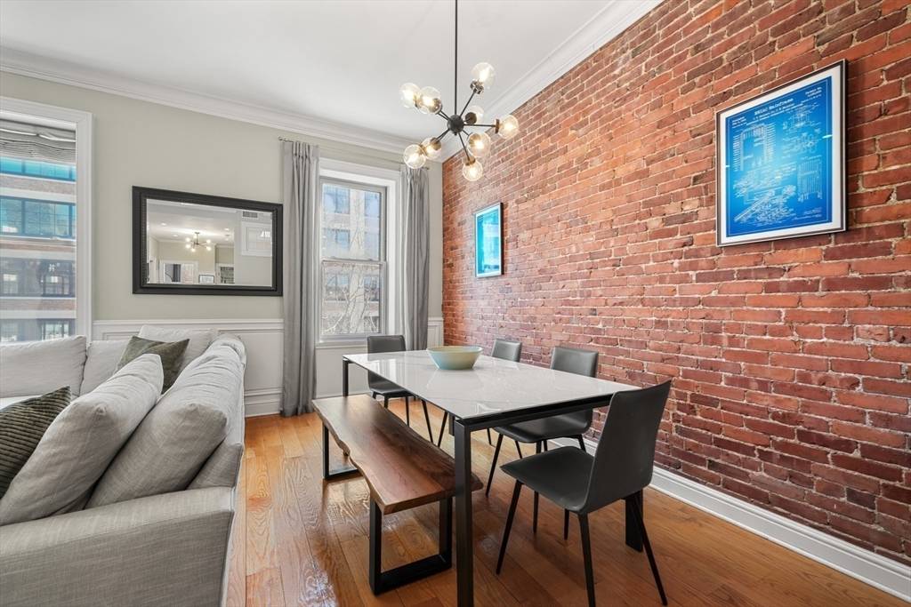 Boston, MA 02116,82 Berkeley Street #5