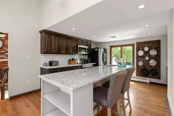 Abington, MA 02351,152 Hancock St