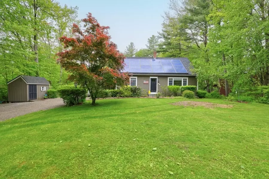 83 Everett Rd, Barre, MA 01005