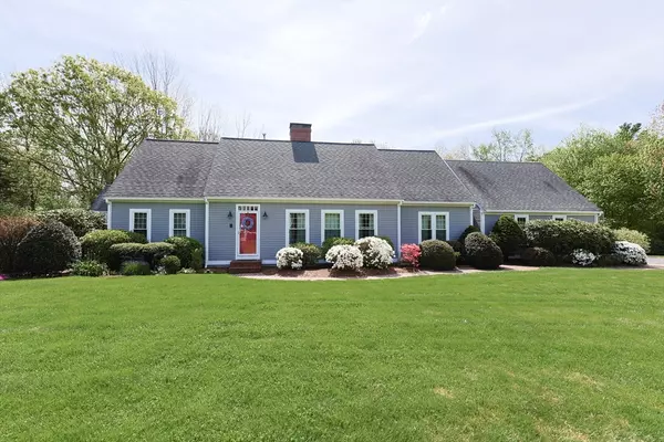 1 Lily Way, Franklin, MA 02038