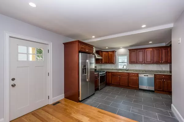 Boston, MA 02122,31 Duncan Street #2