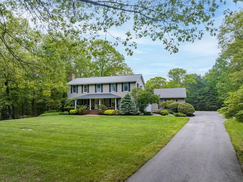 139 Ash St, Spencer, MA 01562