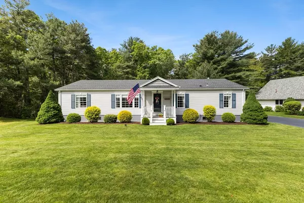 30 Melanie Lane, Carver, MA 02330