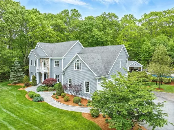 19 Juniper Rd., Upton, MA 01567