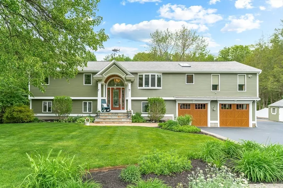 18 Sumac St, Billerica, MA 01821