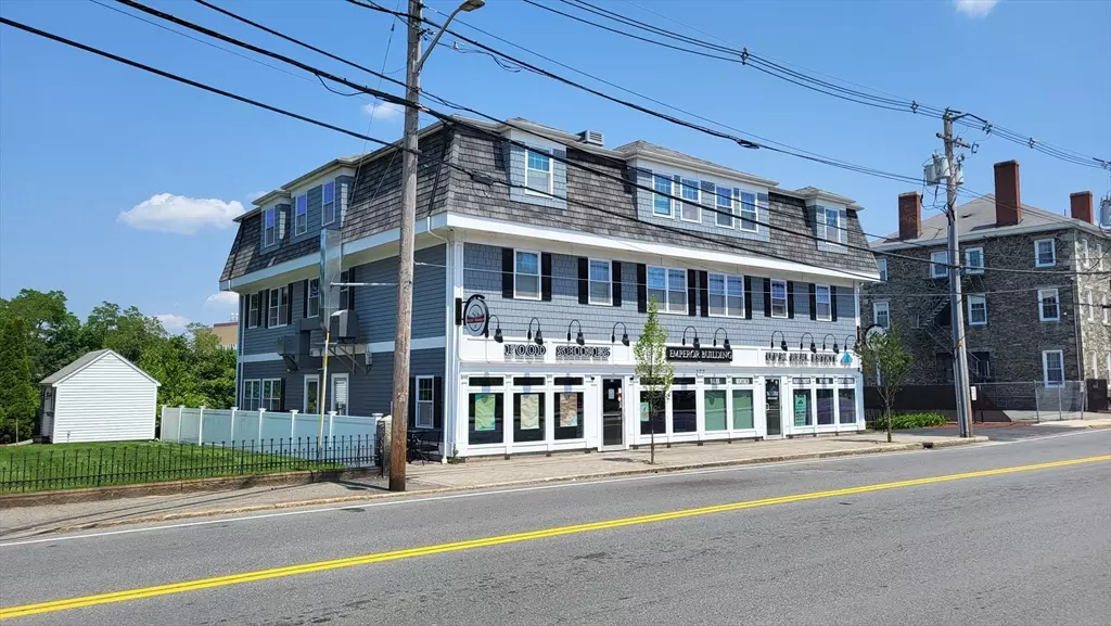 277 Pawtucket Street #2C, Lowell, MA 01854