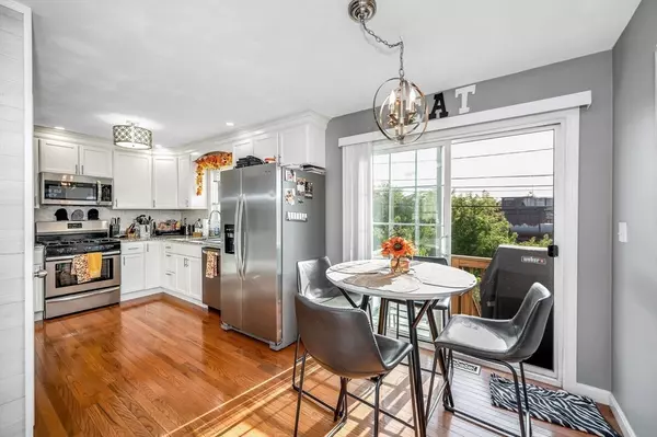 Lowell, MA 01852,15 Alton Street #16