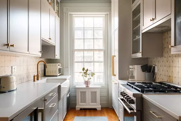 Boston, MA 02116,236 Marlborough St #3