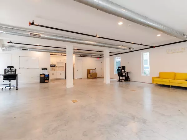 Boston, MA 02130,3305 Washington St #101