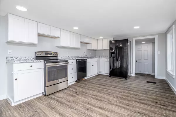 Winchendon, MA 01475,158 Spruce St